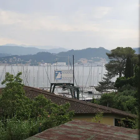 Apartment Onda 4 Fezzano (Liguria)